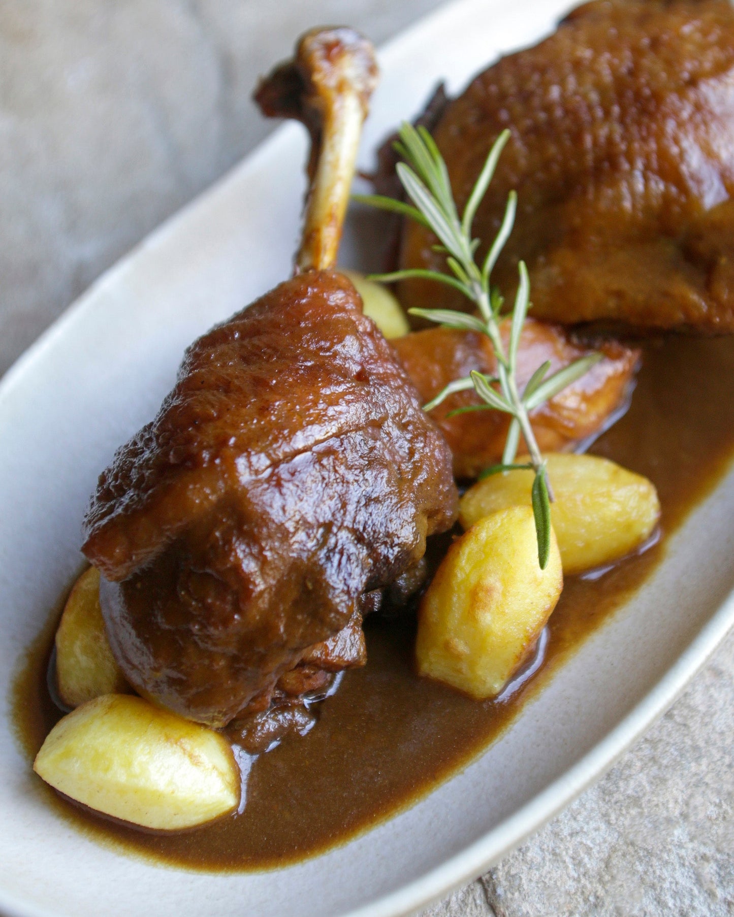 Pitu de Caleya con Patatinos Casa Marcial 2/3 raciones