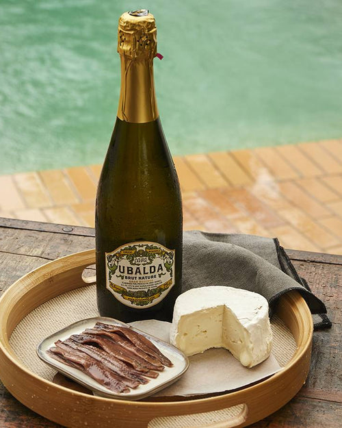 Cava, queso y anchoa