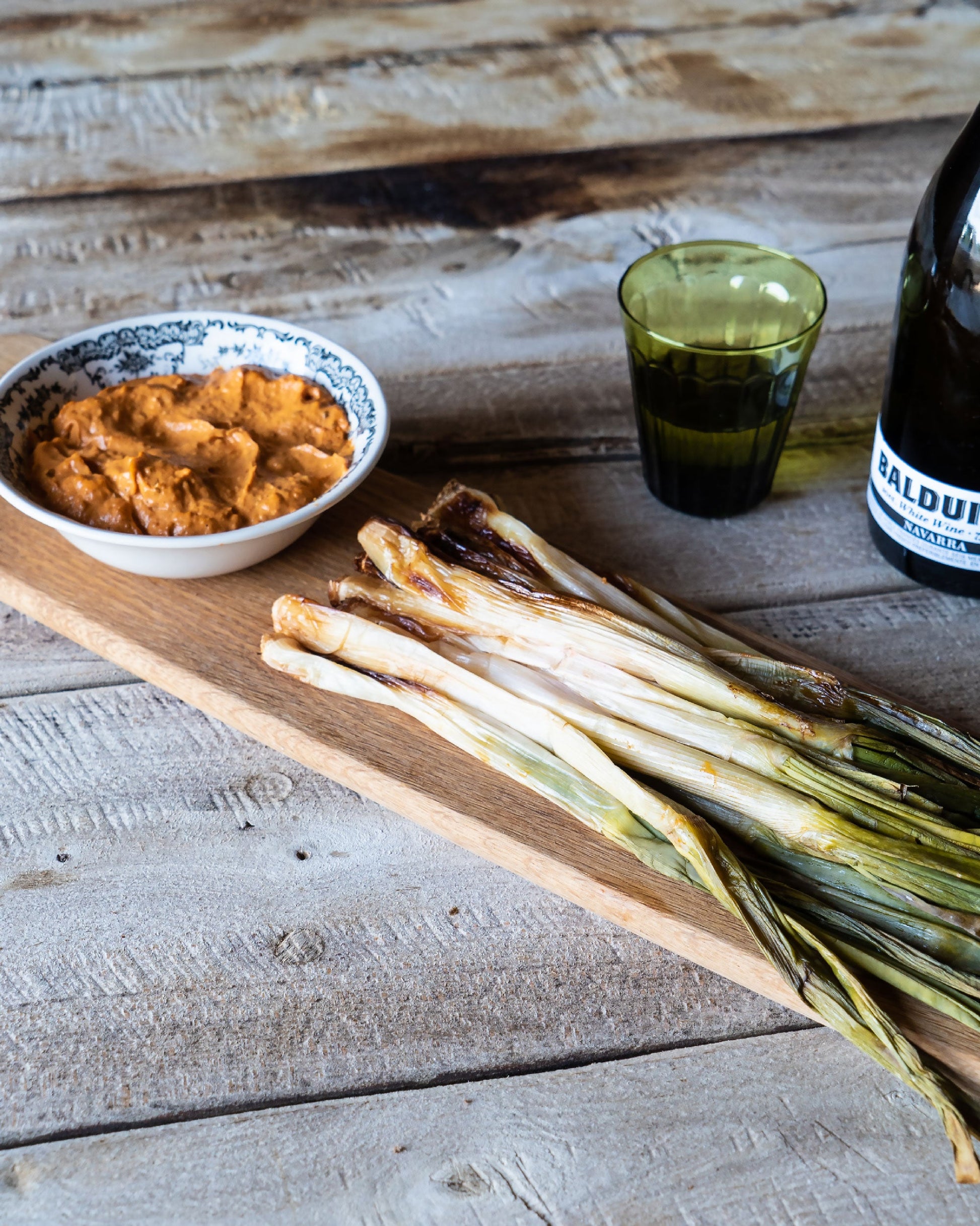 calçots con salsa romesco