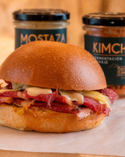 sandwich de pastrami de black angus