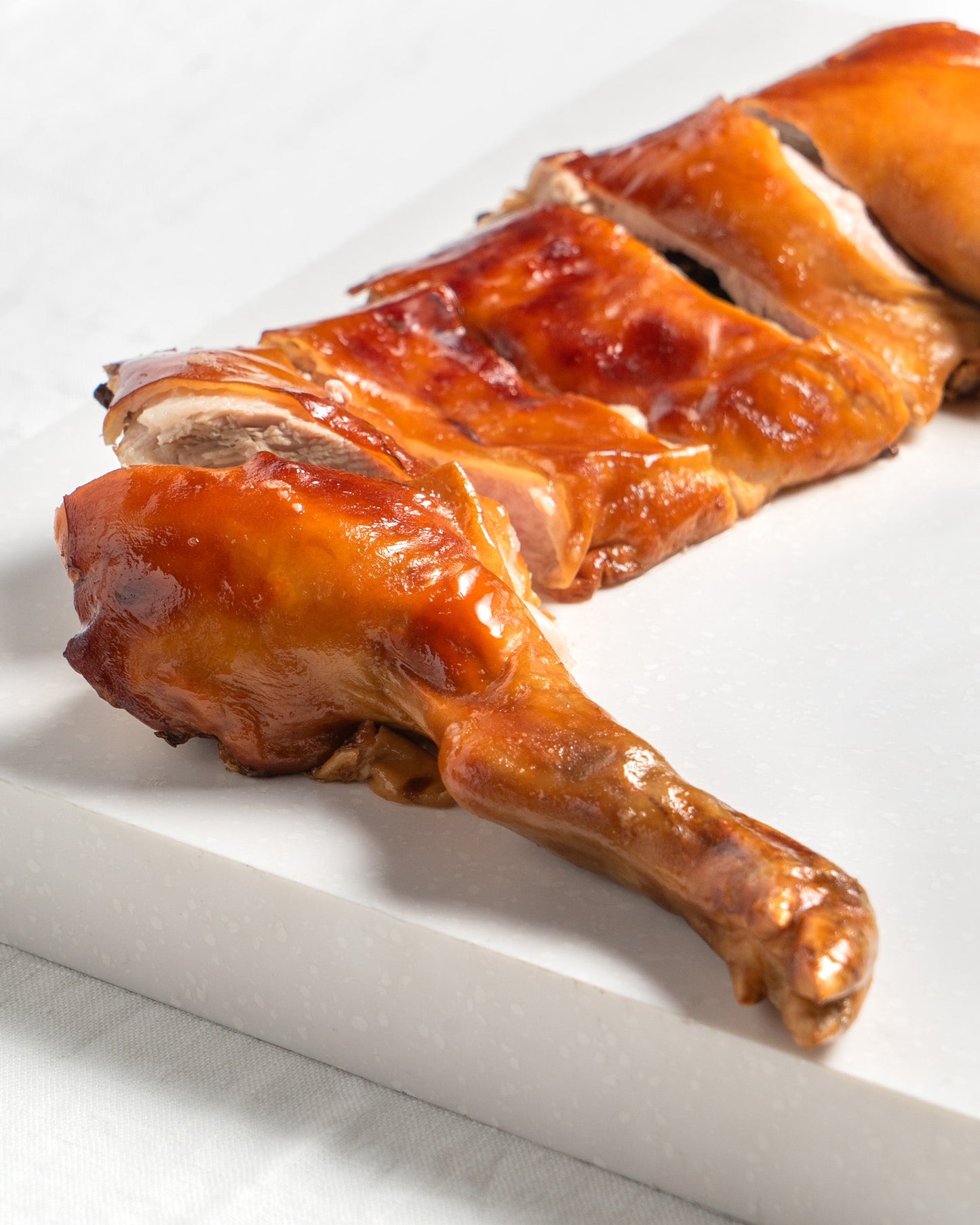 Cochinillo asado tradicional 1/2