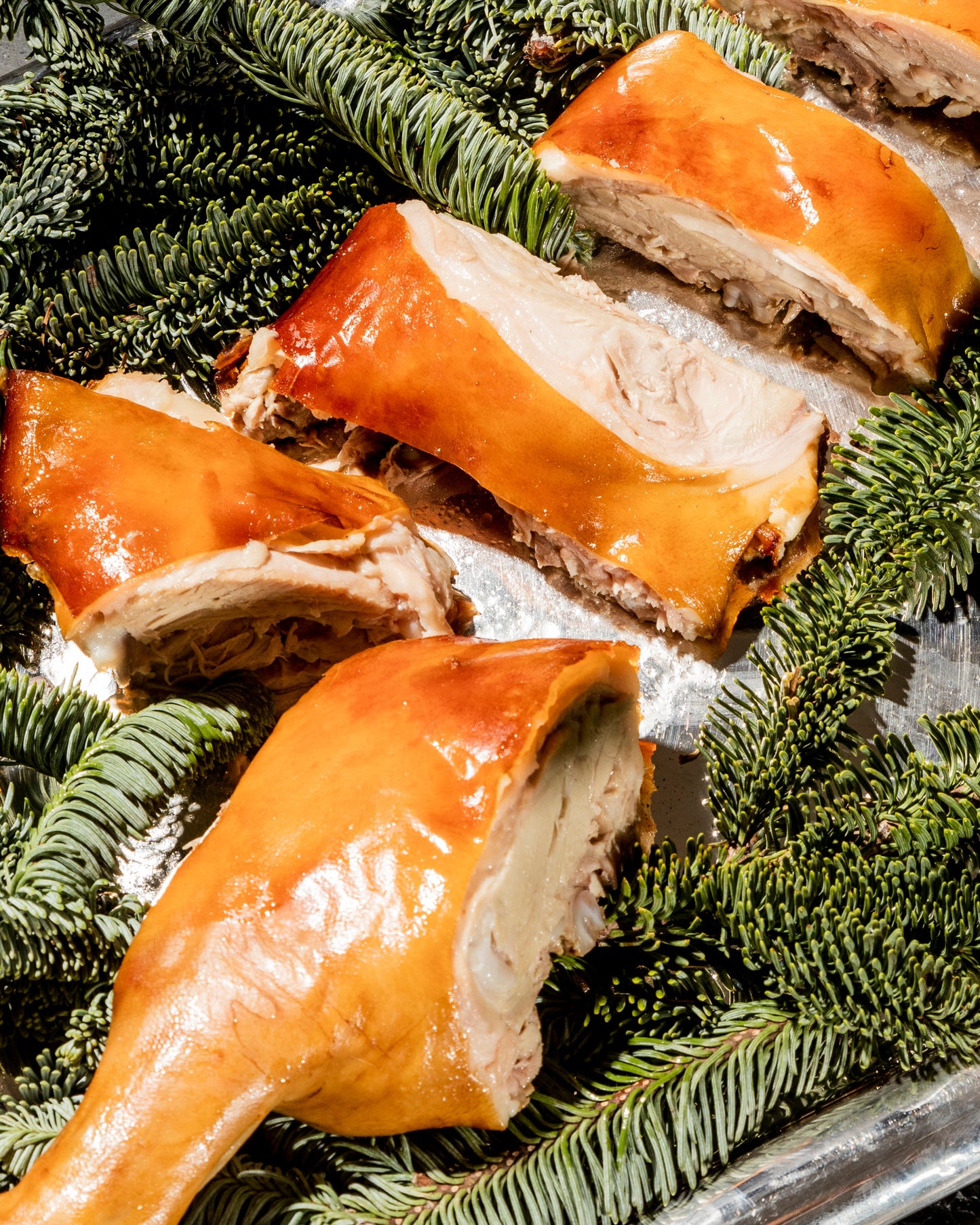 Cochinillo asado tradicional 1/2