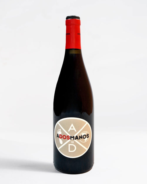 A Pie de Tierra A Dos Manos